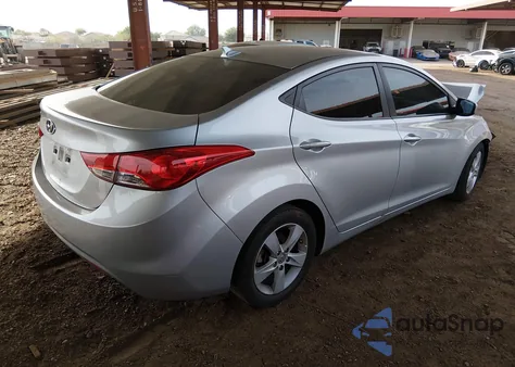 2013 Hyundai Elantra Gls z USA, uszkodzony, nr VIN 5NPDH4AE5DH342239
